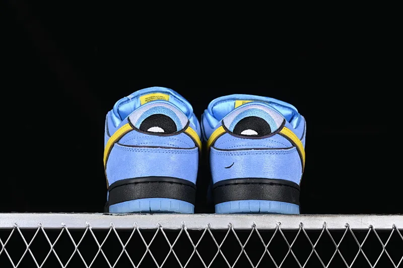 All Categories Nk SB Dunk Series Nk SB Dunk Low Low-top sneakers Pure original version The Powerpuff Girls x Nk SB Dunk Low Powerpuff Girls joint model Low-top casual sneakers FZ8320-400